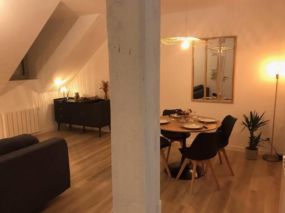 Appartement Cosy Malestroit Exterior photo